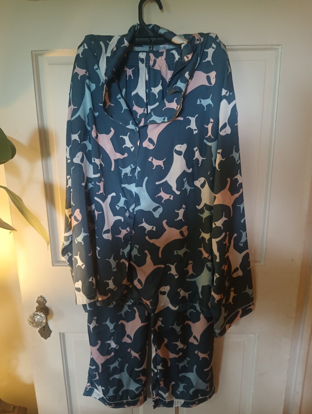 Feifeiyu Silky Satin Pajama Set Size XL